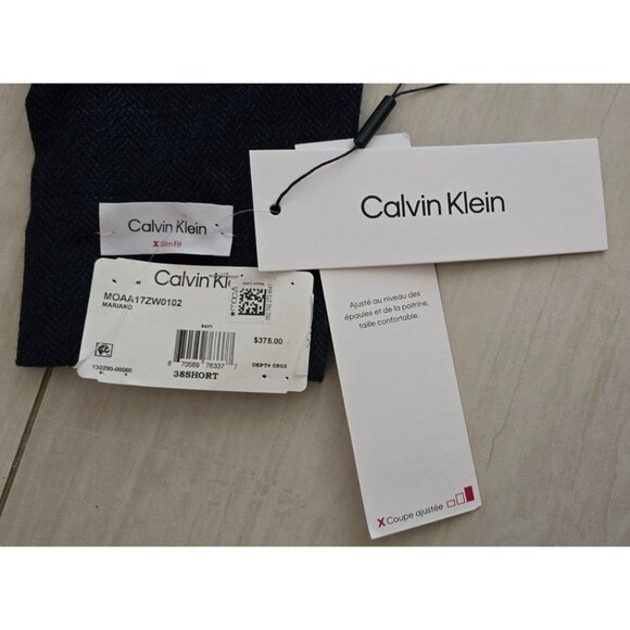Calvin Klein Mens Slim Fit Navy Herringbone Blazer Two-Button Style 385 Short - Picture 3 of 9